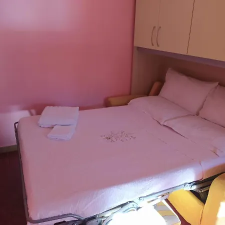 Nido Rosa Apartment